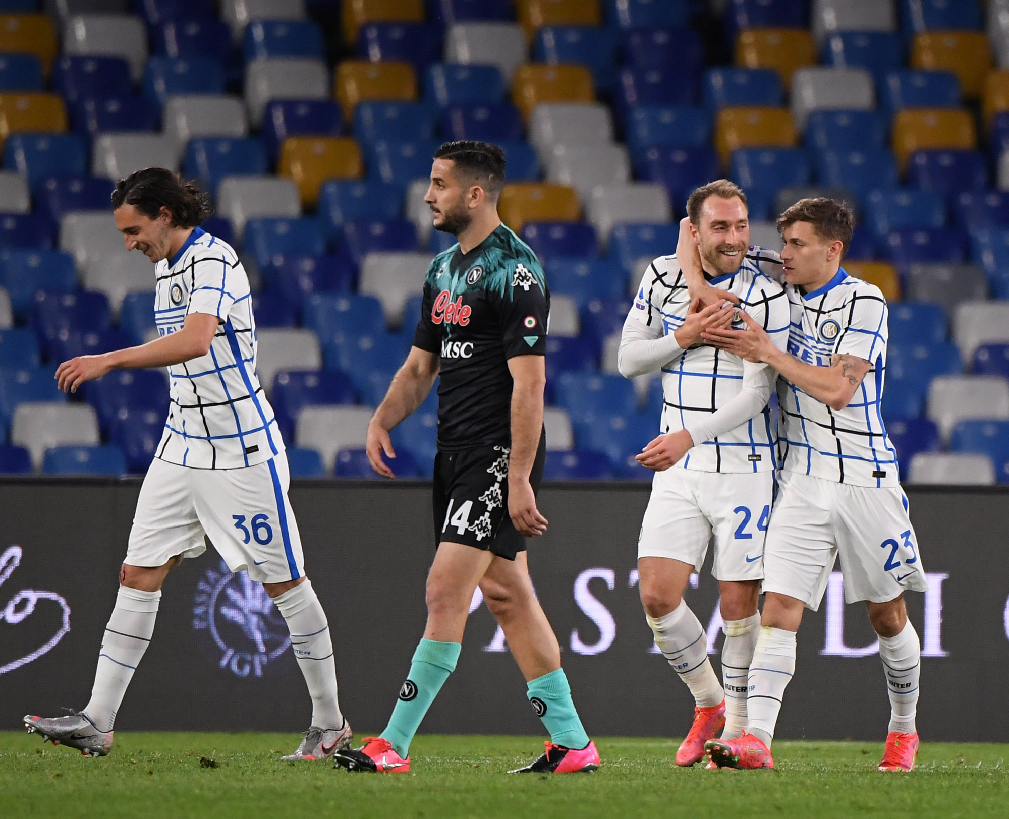 包含赛前芝加哥公牛扳平良机：意甲节点到来，话题不断，阵容厚度经受考验的词条